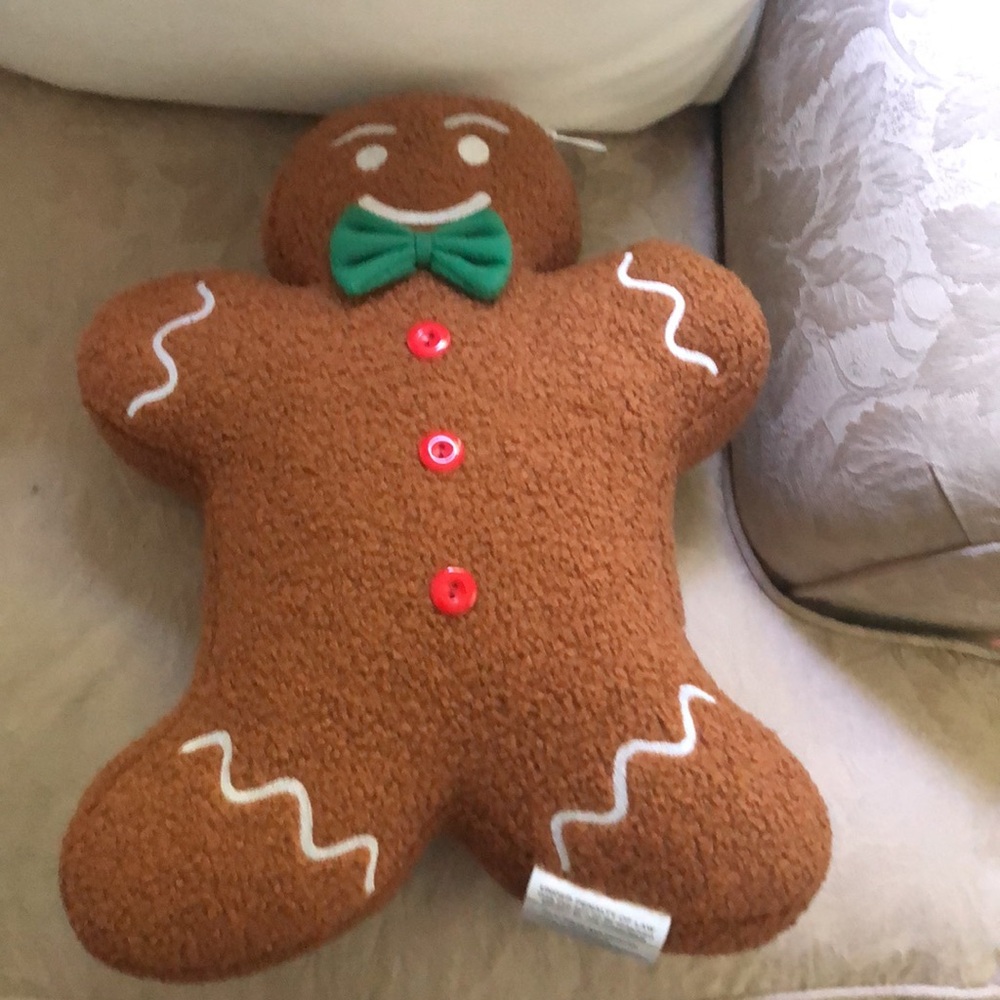 NWT!!! Gingerbread man decorative pillow